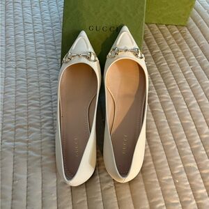 Gucci Cream Leather Pointed Toe Flats with Horsebit